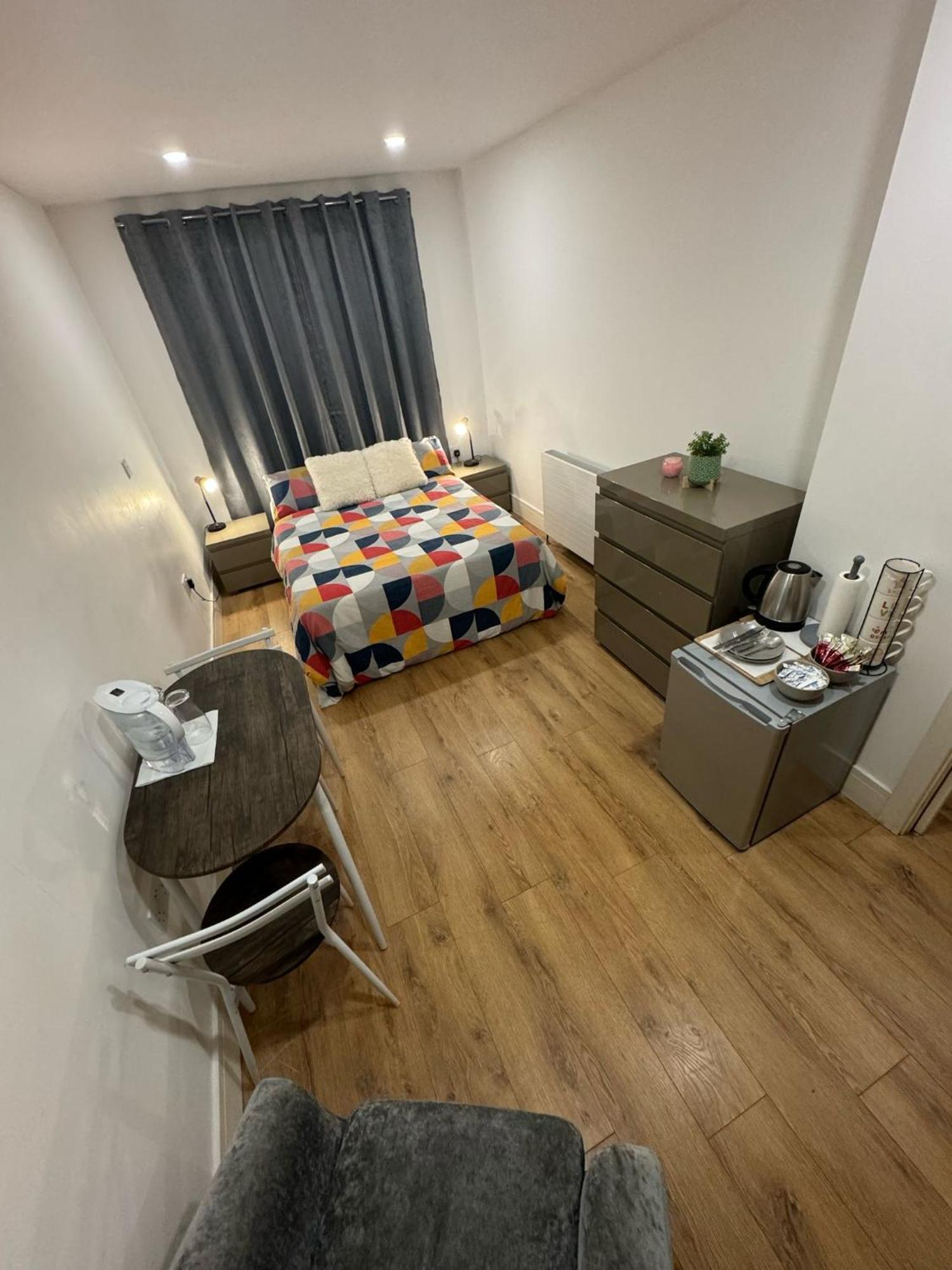 Apartmán King Azim Court Londýn Exteriér fotografie