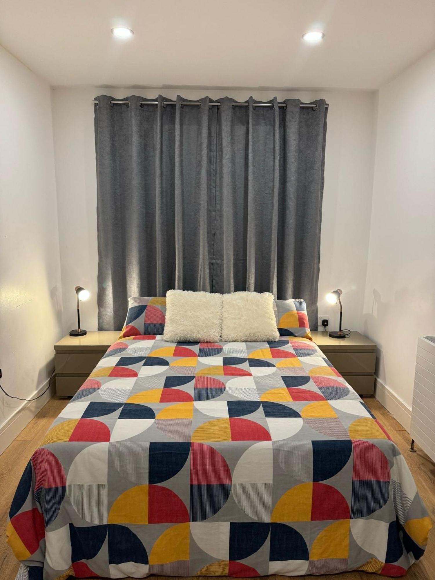Apartmán King Azim Court Londýn Exteriér fotografie